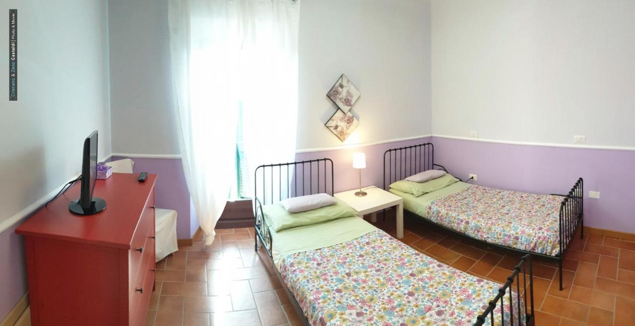 B&B Dimora Paolina Baschi Exterior photo